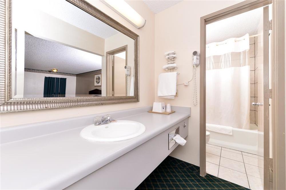 Five Star Inn بورليسون الغرفة الصورة